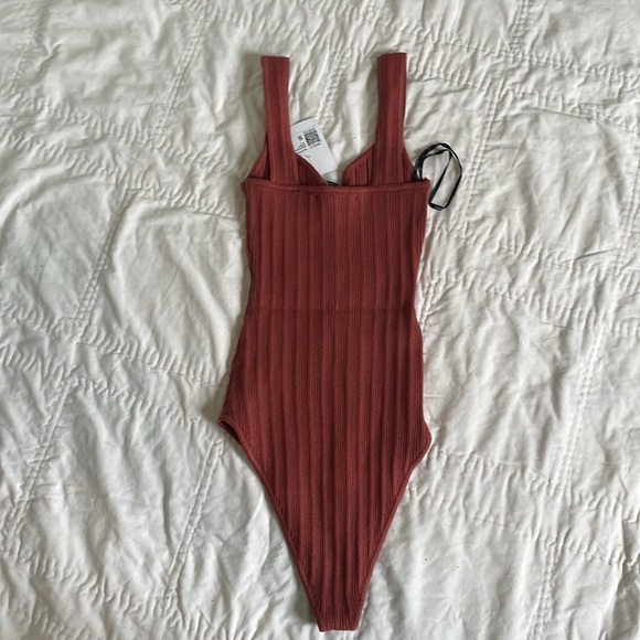 Bodysuit - Picture 3 of 4